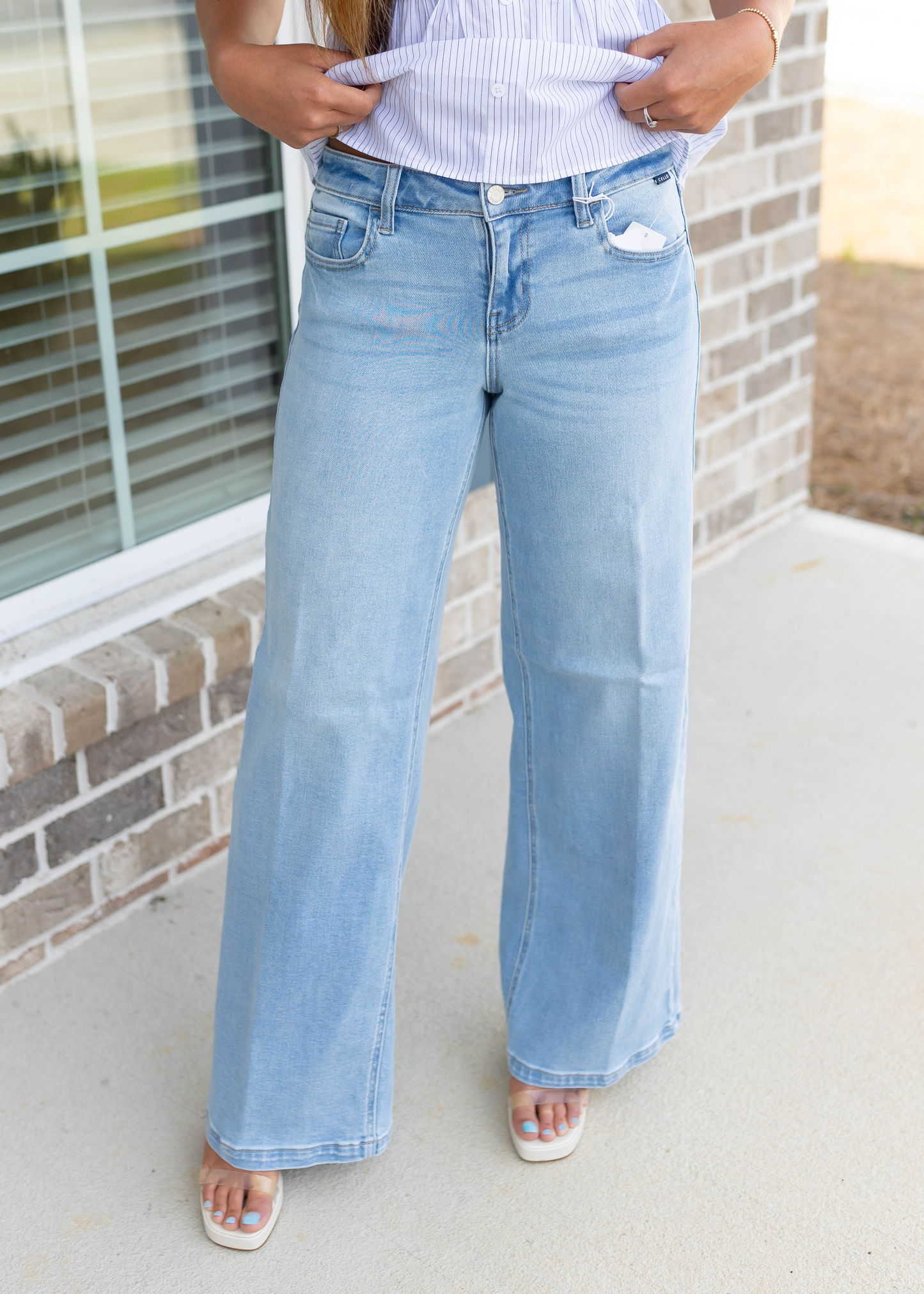 Cello Stretch Mid Rise Wide Leg Jean